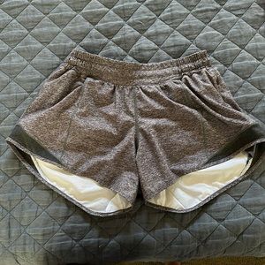 Lululemon hotty hot short size 6